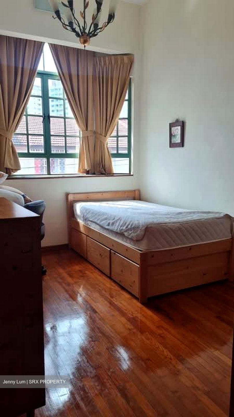 Serangoon Park (D13), Terrace #549736731